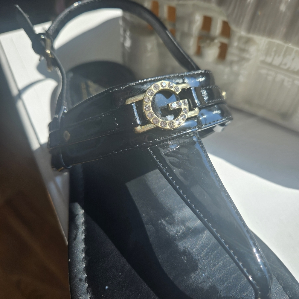 GBG Los Angeles Black Sandals with Gold Details Size 11 - Picture 4 of 5